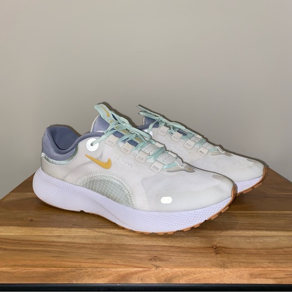 Nike React Escape Shoes Size 10 - Picture 2 of 9